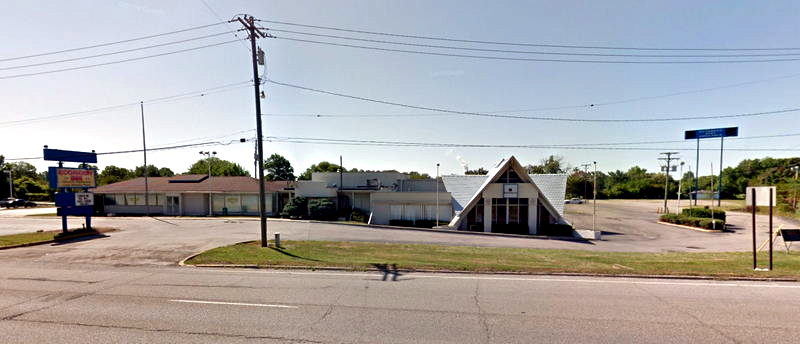 Howard Johnsons Motor Lodge (Econo Lodge, Economy Inn, Days Inn) - Street View